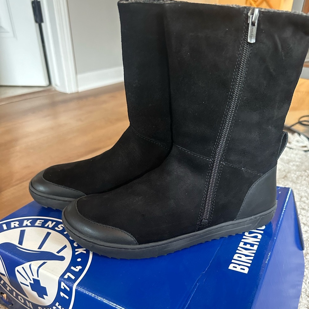 NIB Birkenstock Fossholl boots.